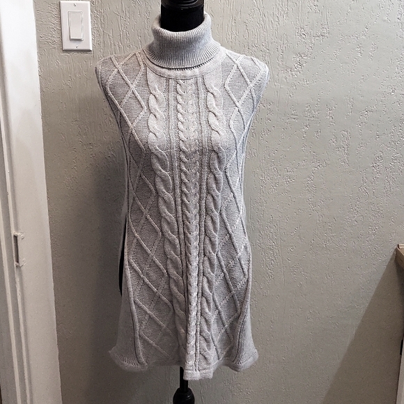 Sweaters - Boutique Gray Turtleneck Knit Sweater Poncho